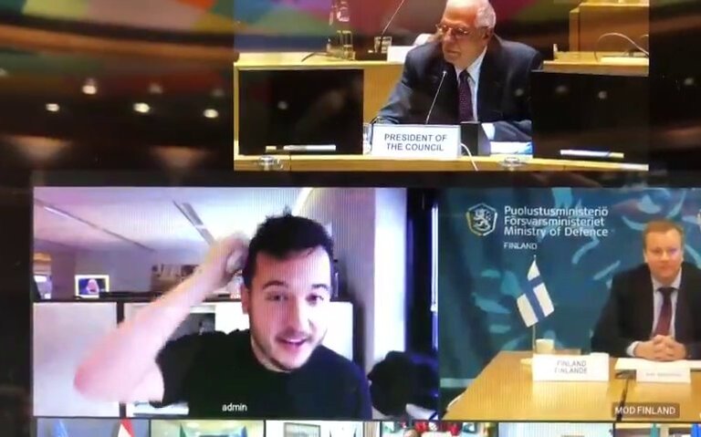 Scopri di più sull'articolo Video irruzione in una conferenza segreta del Consiglio Europeo